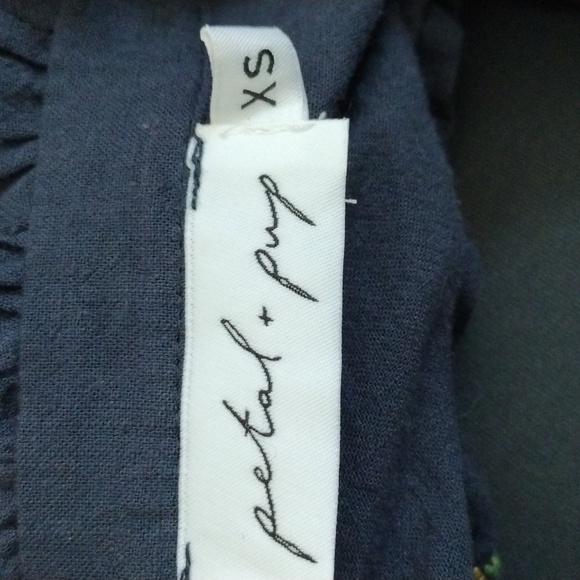 Petal +pup - Picture 2 of 5